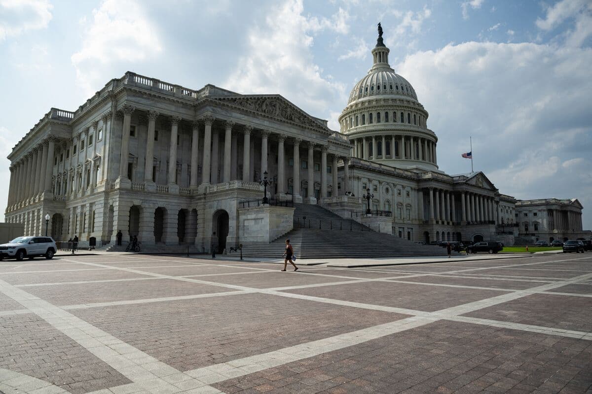 Senate Weighs Vote on High-Stakes Crypto Legislation Next Week