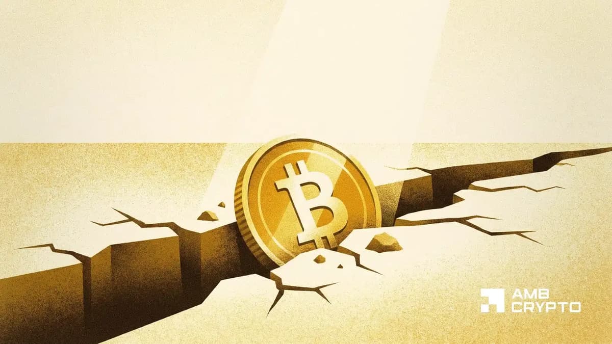 Bitcoin: After 900 hours of sell pressure and a 'dead cat' warning, is BTC's bottom in? - AMBCrypto