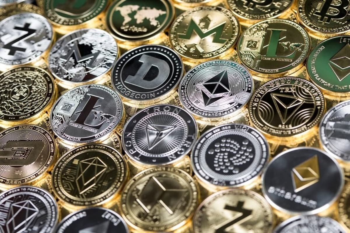 Bitcoin, Ethereum, XRP, Dogecoin Hold Ground as CLARITY Act Seen Unlocking the 'Next Wave of Adoption'