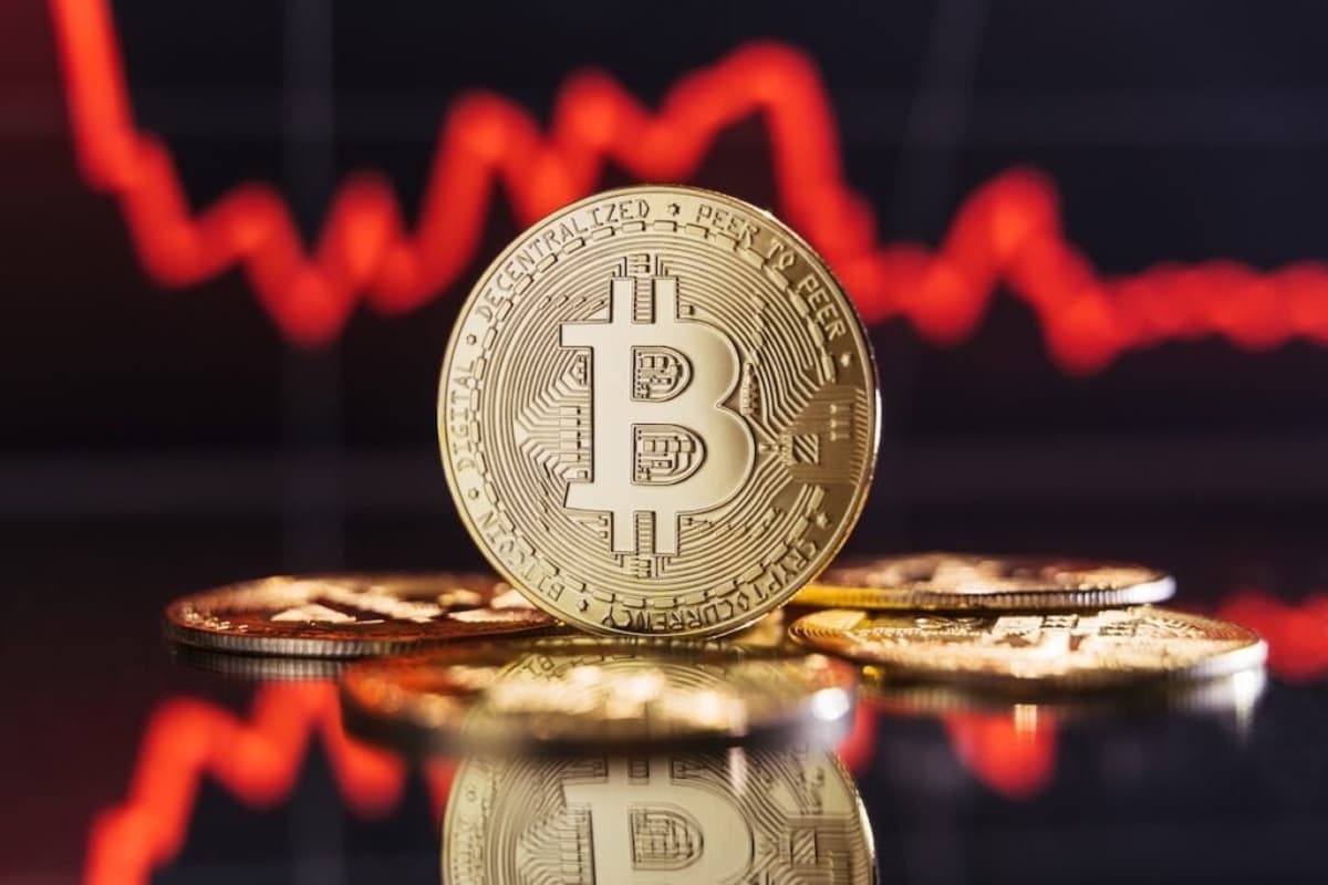 Bitcoin ETFs Flip Green After $8B Exodus: But Is $273M Enough to Matter?