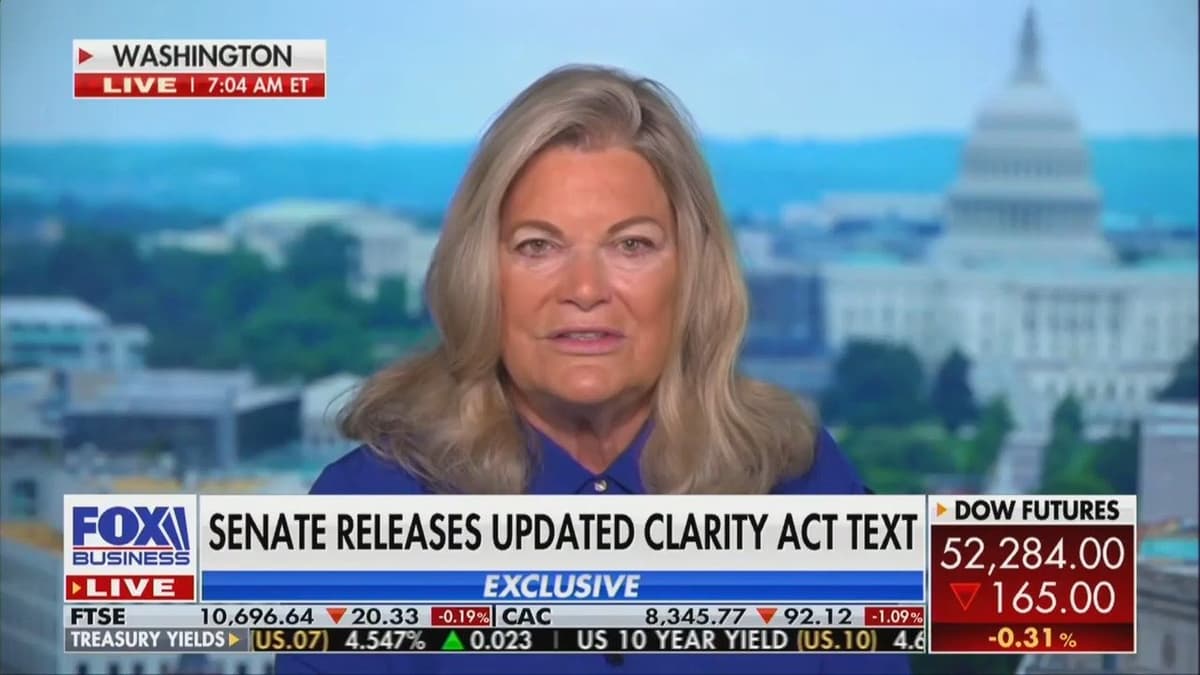 GOP Senator Gushes Over Trump for Having ‘Subjected Himself’ to ‘Most Restrictive’ Crypto Ethics Rules ‘Ever’