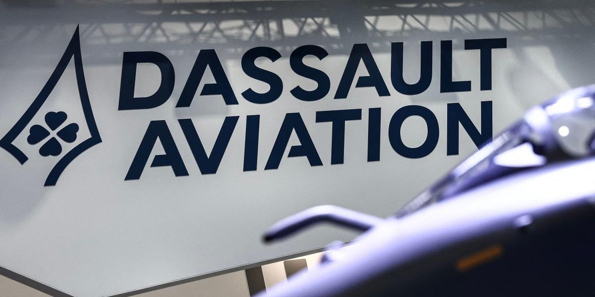 Dassault Aviation Logs Slump in Orders